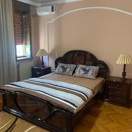 Relax And Pool Novi Sad