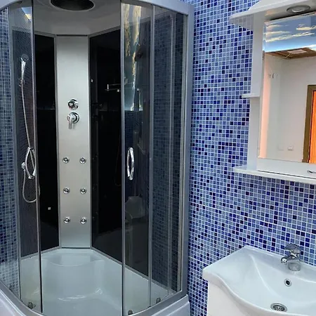 Konukevi Relax And Pool 3*